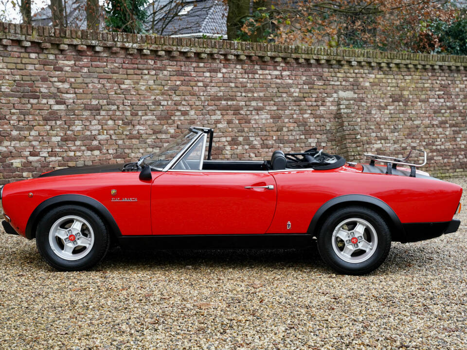 Image 26/50 de FIAT 124 Spider CS (1973)