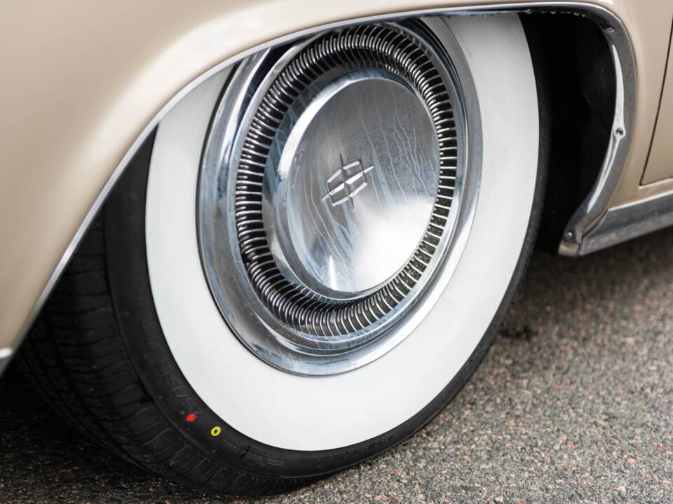 Bild 67/100 von Lincoln Continental Convertible (1965)