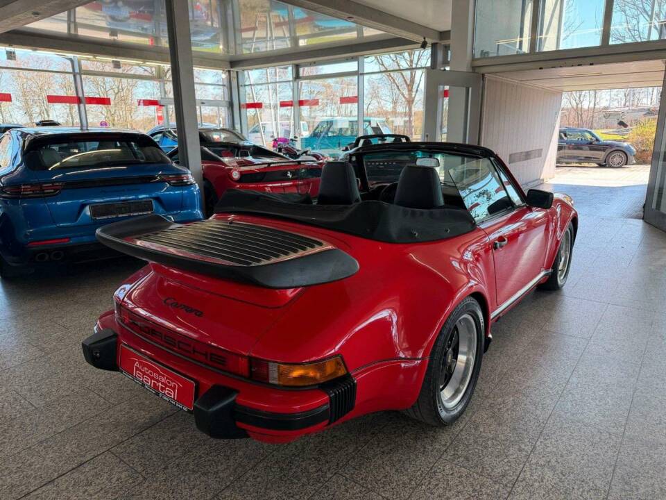 Imagen 29/35 de Porsche 911 Carrera 3.2 (1985)