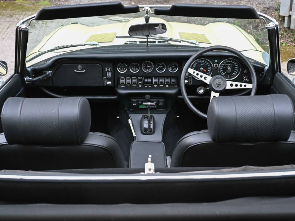 Bild 10/50 von Jaguar E-Type V12 (1973)