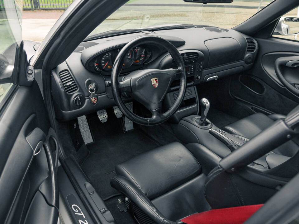 Imagen 35/61 de Porsche 911 GT2 Clubsport (2001)