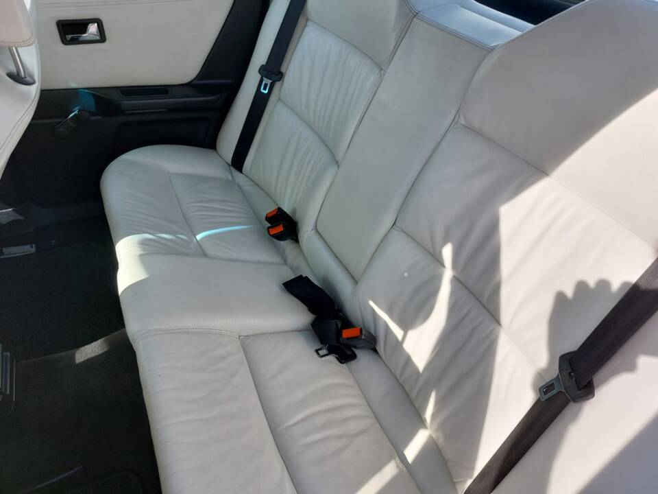 Bild 9/17 von Audi 90 - 2.3 (1989)
