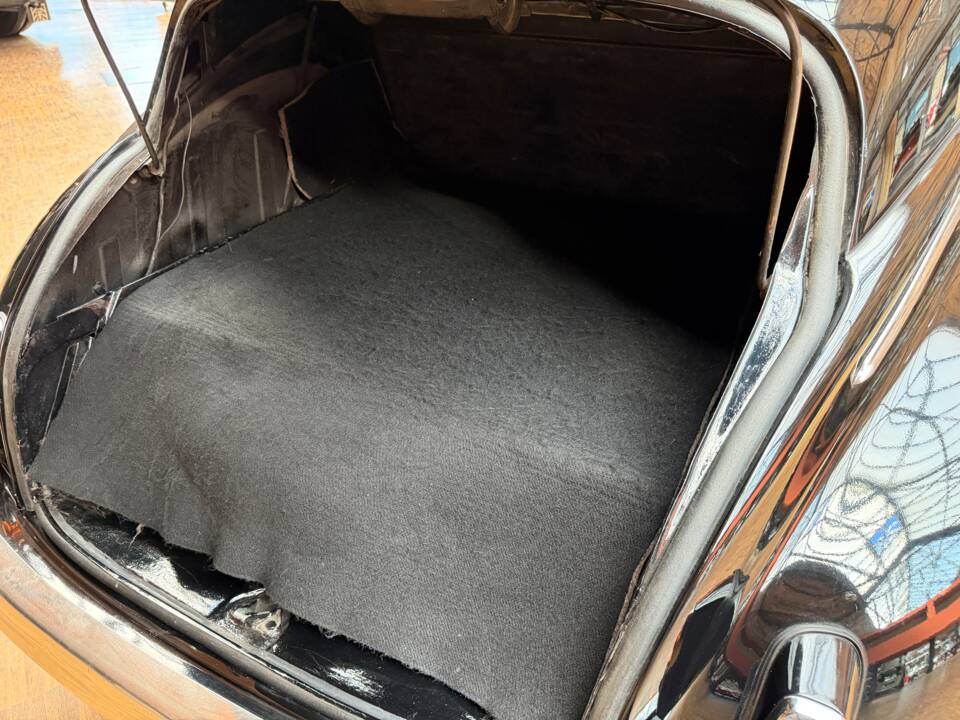 Imagen 27/42 de Peugeot 203 C (1958)