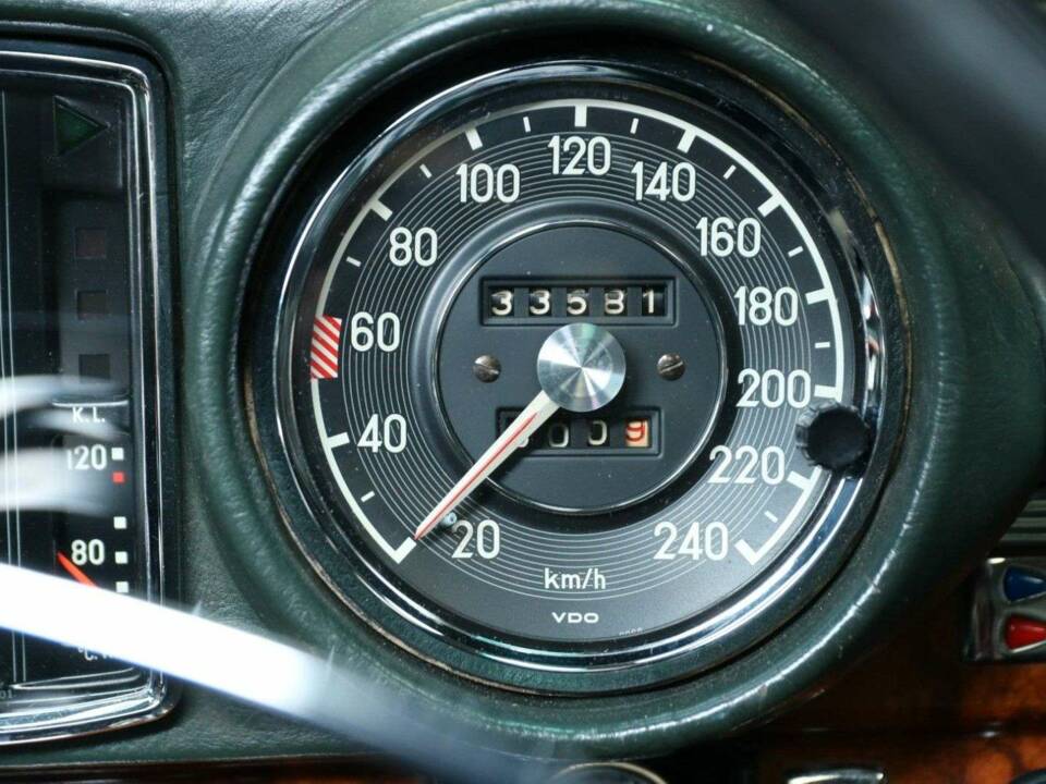 Image 18/49 of Mercedes-Benz 280 SE (1970)