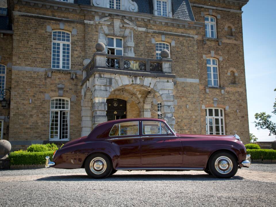 Image 7/52 of Rolls-Royce Silver Cloud II (1962)