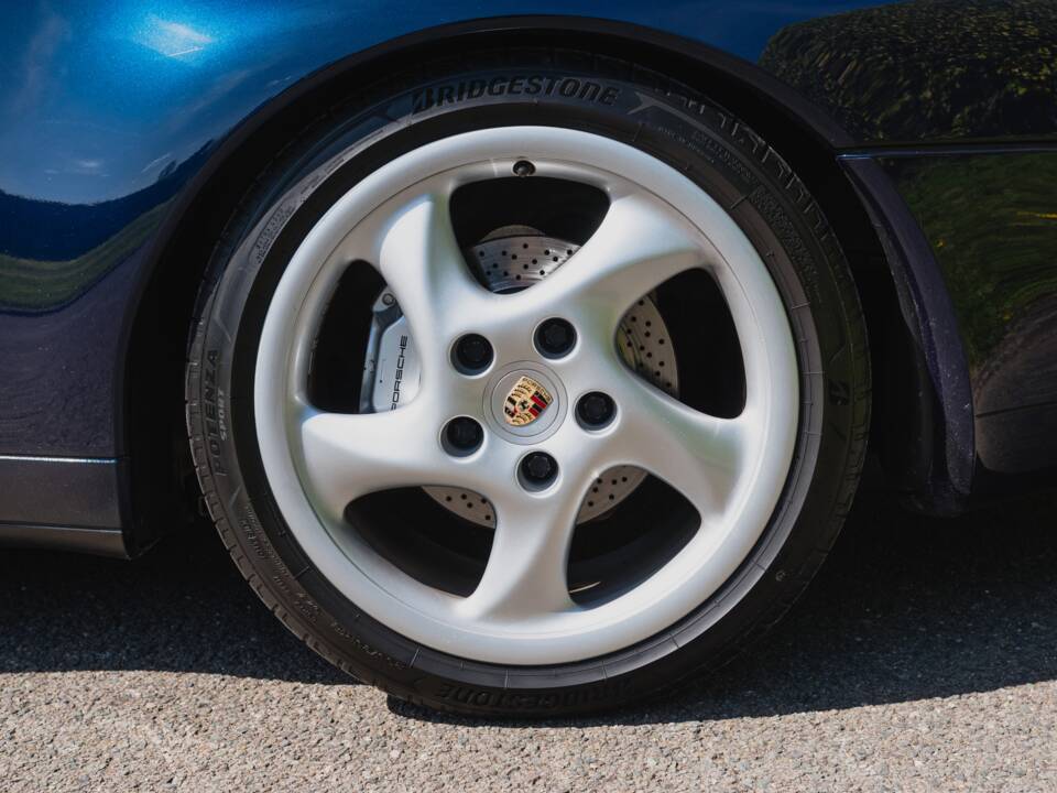 Image 52/52 of Porsche 911 Carrera 4 (1997)