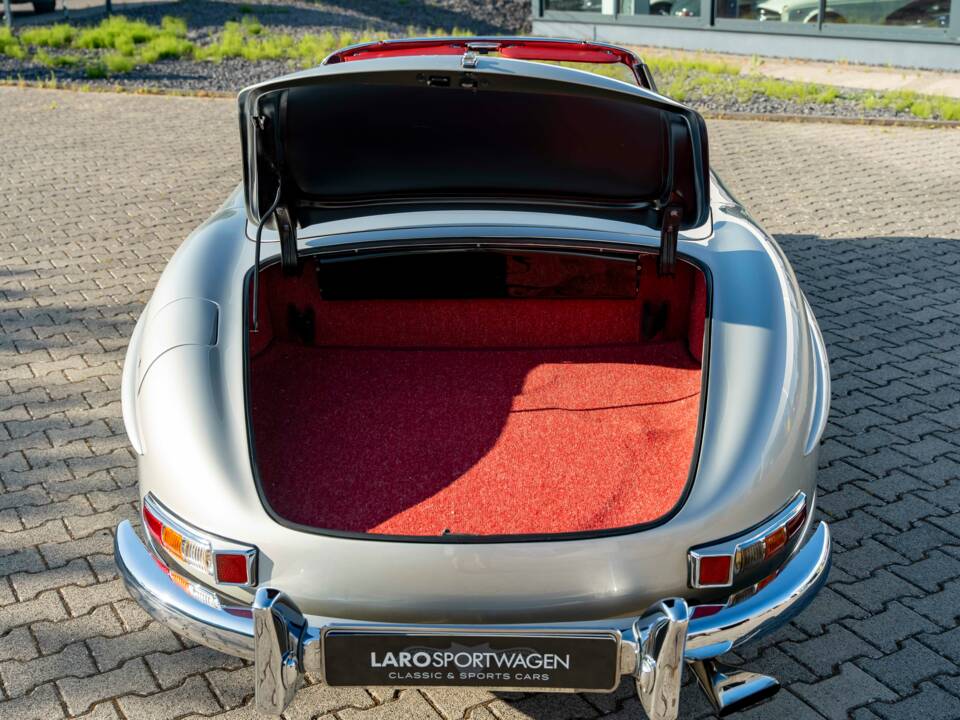 Immagine 39/43 di Mercedes-Benz 300 SL Roadster (1958)