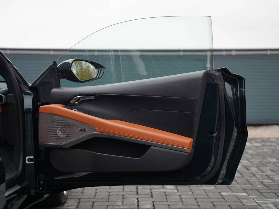 Image 14/50 de Lotus Emira &quot;First Edition&quot; (2023)