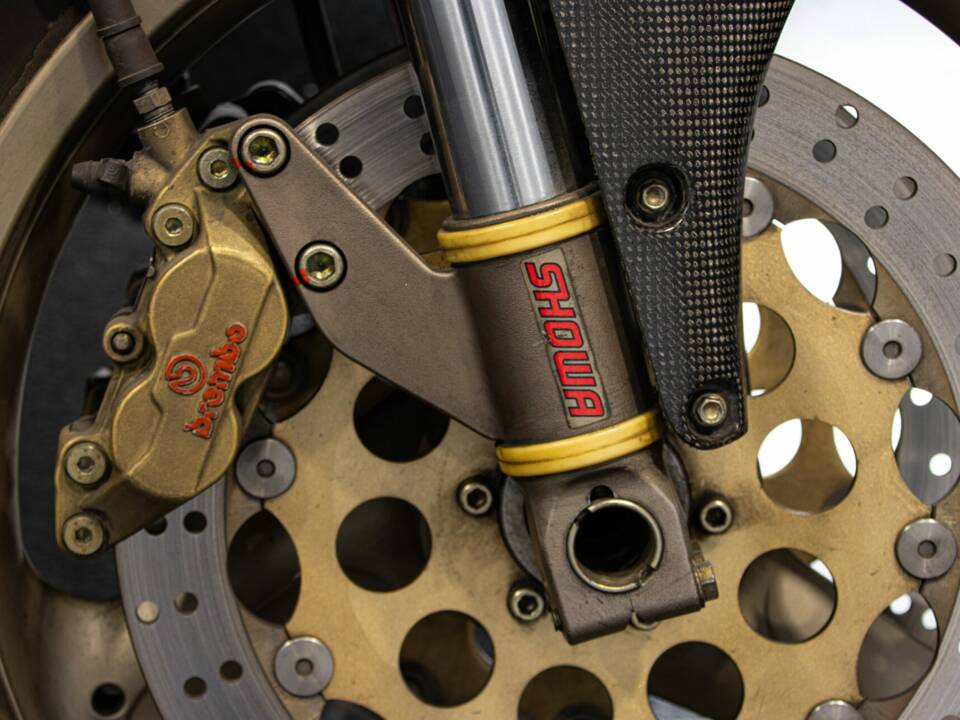 Bild 50/50 von Ducati 916 (1994)
