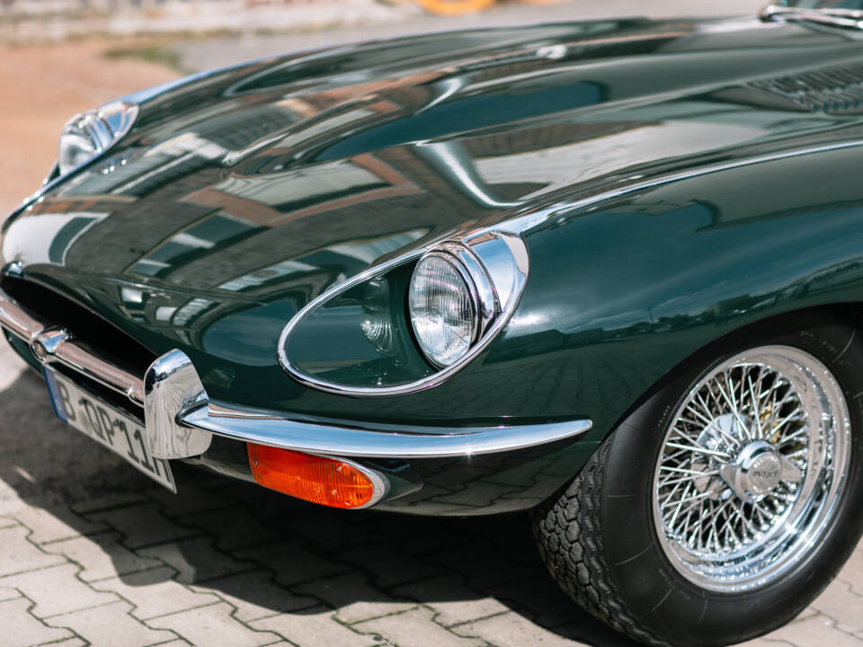 Imagen 52/63 de Jaguar E-Type (1969)