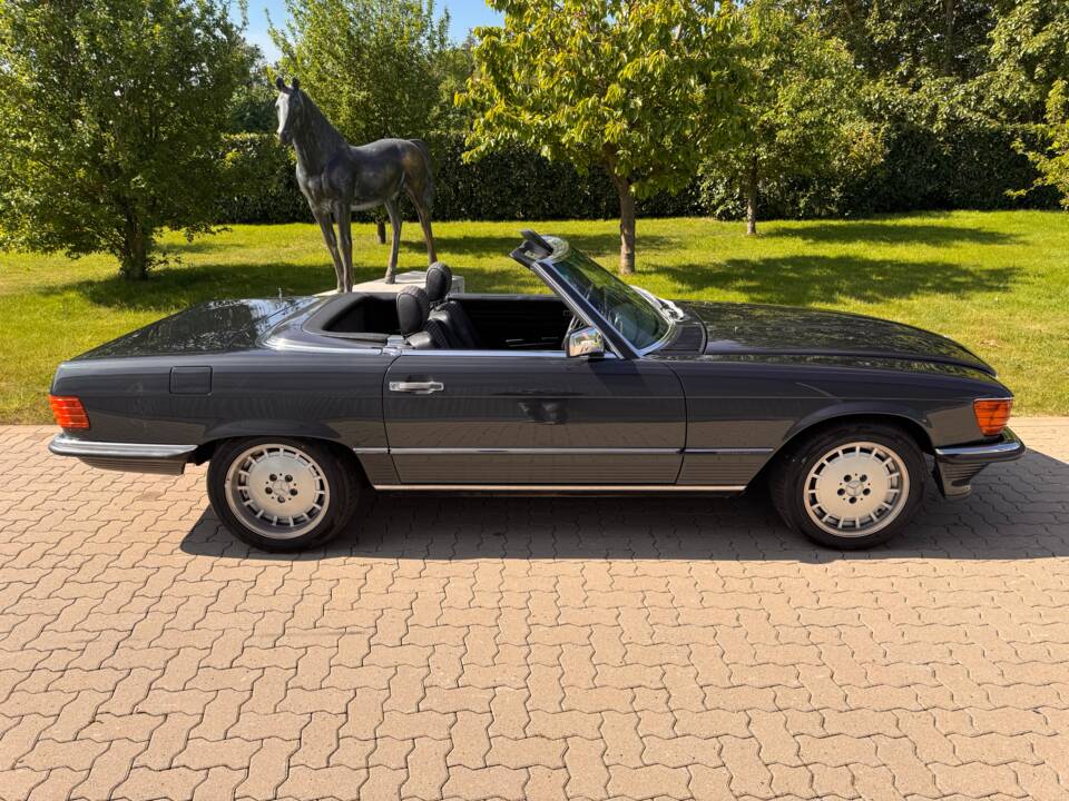 Imagen 9/93 de Mercedes-Benz 300 SL (1988)