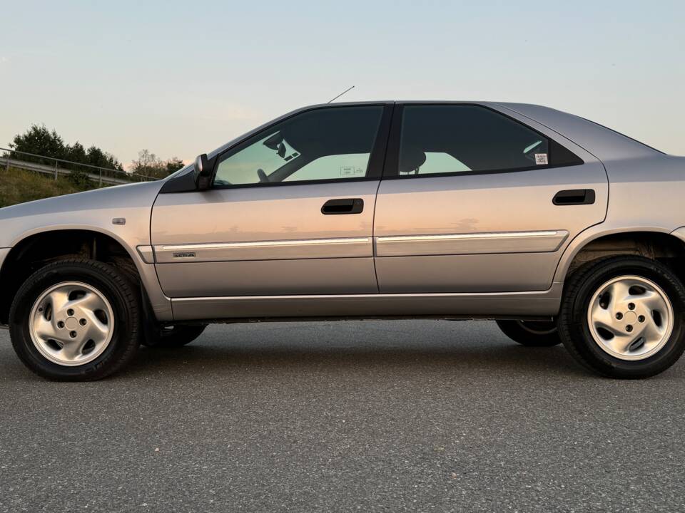 Image 59/80 of Citroën Xantia 2.0i (1998)