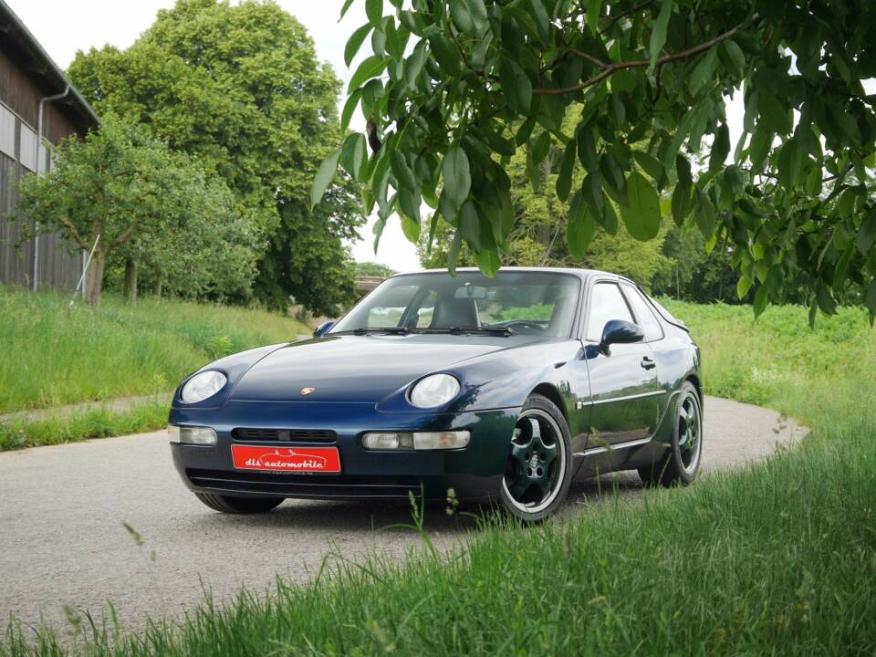 Image 25/38 of Porsche 968 (1992)