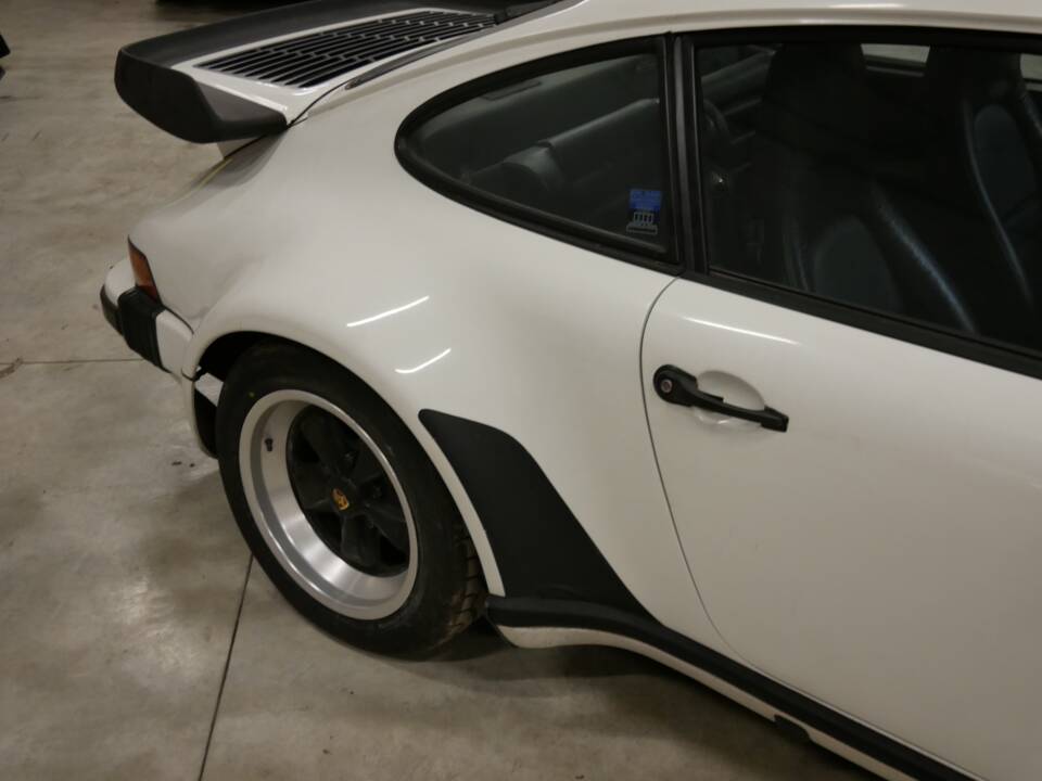 Afbeelding 11/23 van Porsche 911 Turbo 3.3 (1985)