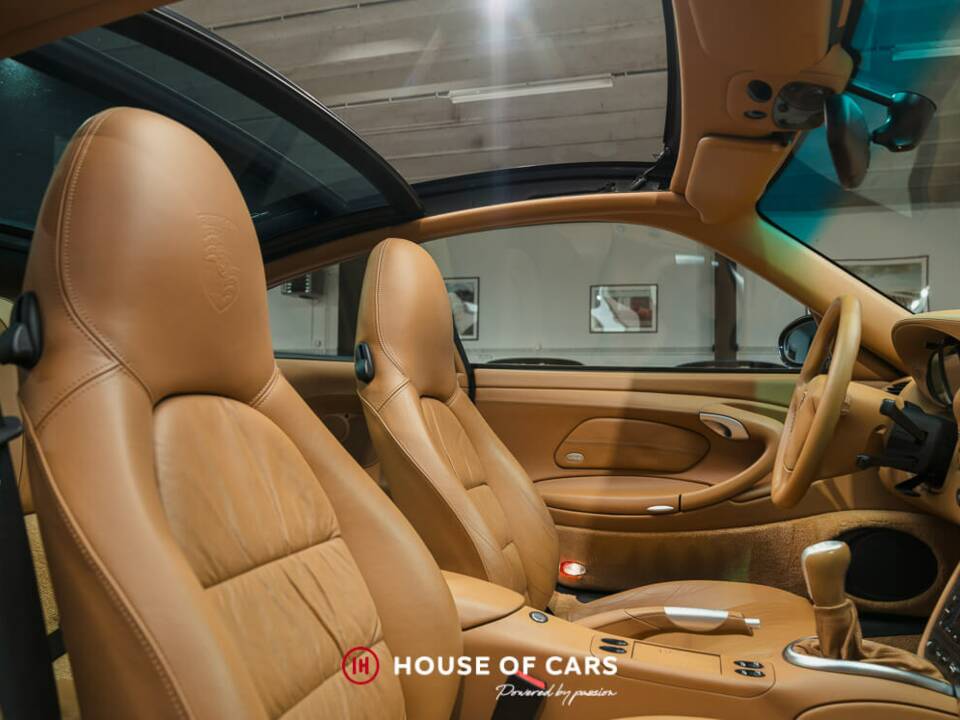 Imagen 18/24 de Porsche 911 Carrera (2003)