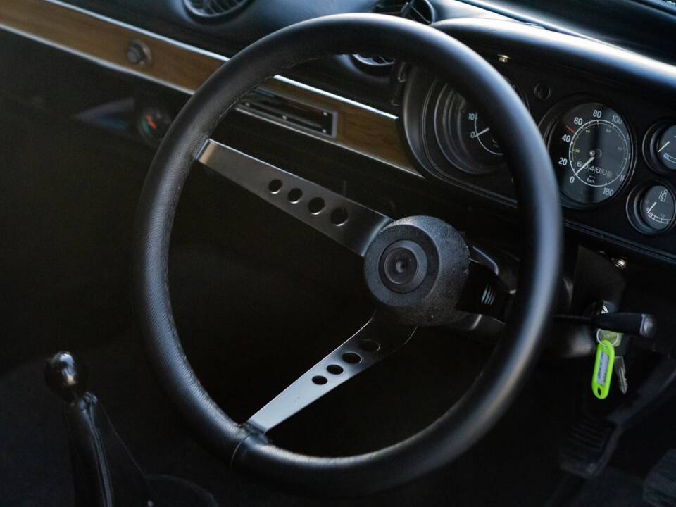 Bild 13/26 von Ford Escort GT 1.6 (1972)