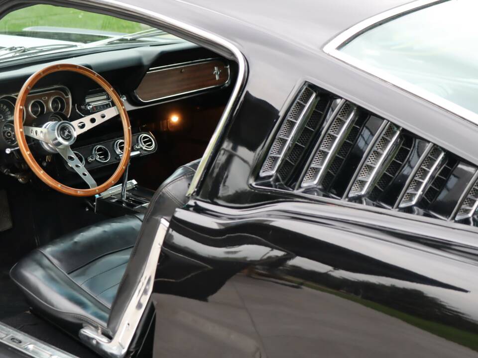 Bild 36/50 von Ford Mustang 289 (1966)