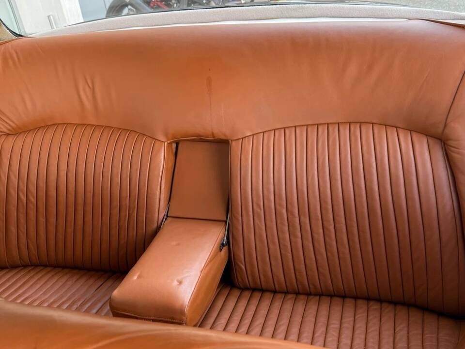 Image 16/25 de Jaguar S-Type 3.8 (1965)