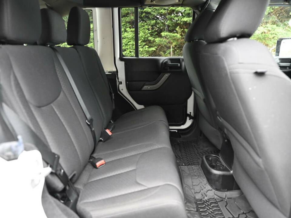 Imagen 47/50 de Jeep Wrangler 3.6 V6 (2015)