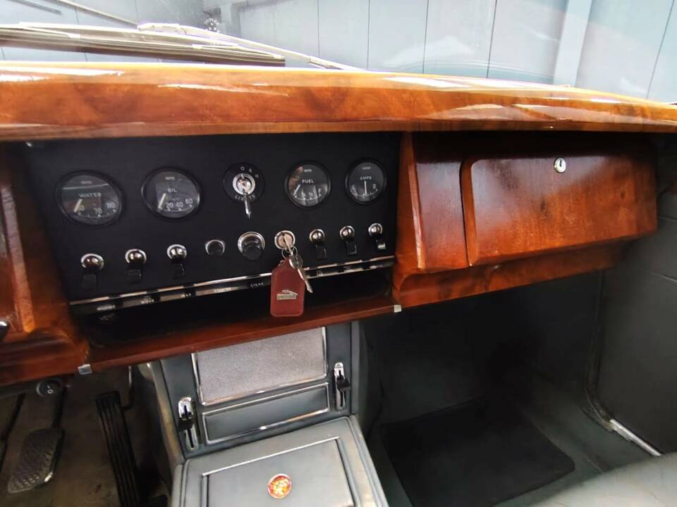 Imagen 45/62 de Jaguar Mk II 3.8 (1967)