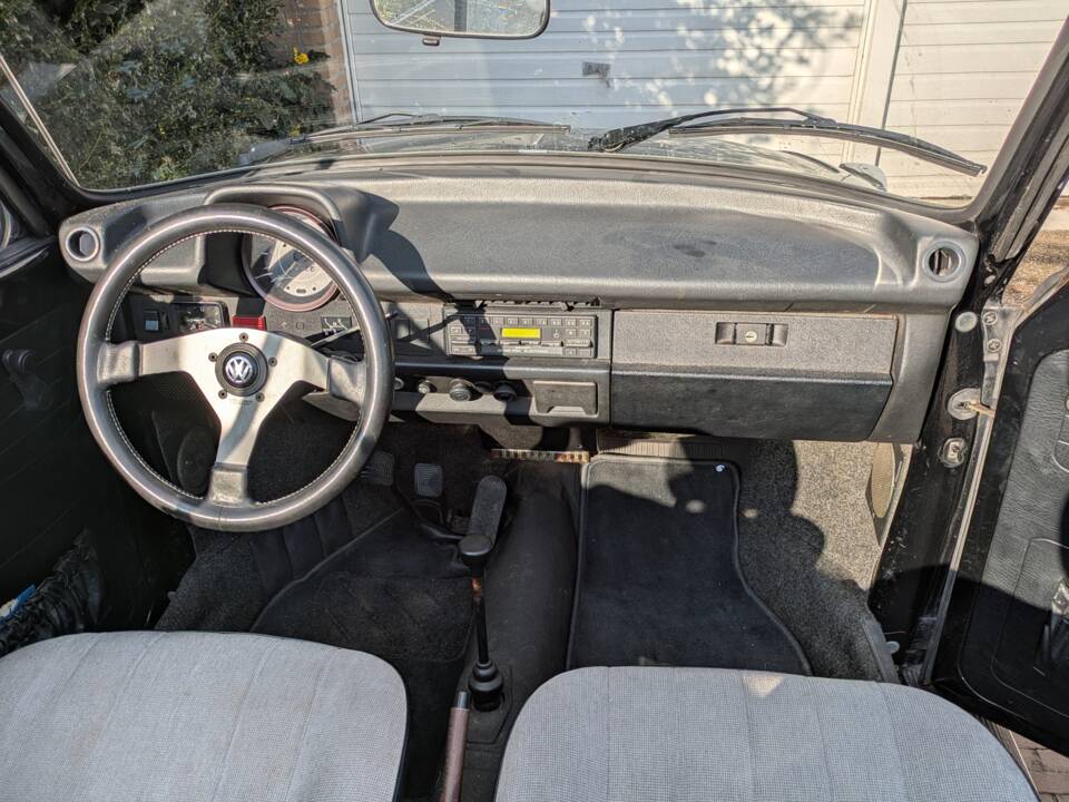 Bild 18/20 von Volkswagen Käfer 1303 (1978)