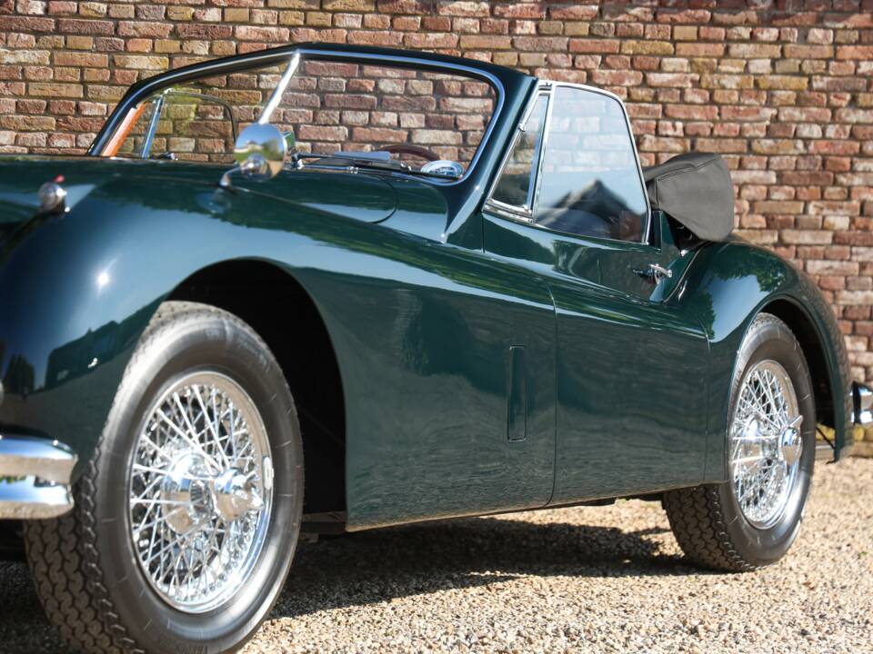 Afbeelding 50/50 van Jaguar XK 140 SE DHC (1957)