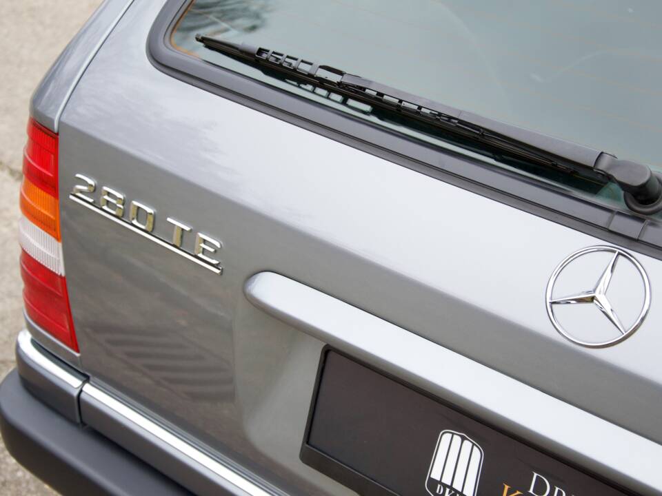 Bild 9/32 von Mercedes-Benz 280 TE (1993)