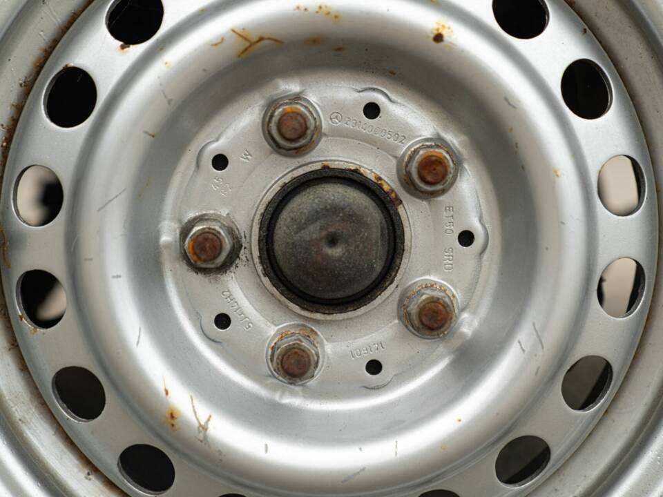 Imagen 18/50 de Mercedes-Benz 220 S (1967)