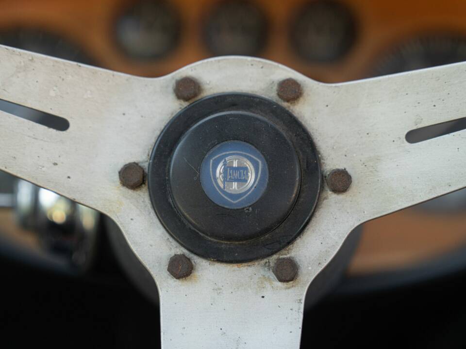 Image 39/50 of Lancia Fulvia Coupe Rallye (1967)