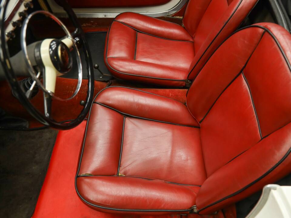 Bild 49/50 von Alfa Romeo Giulietta Spider (1957)