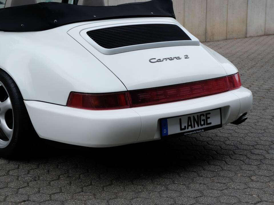 Image 15/60 de Porsche 911 Carrera 2 (1991)
