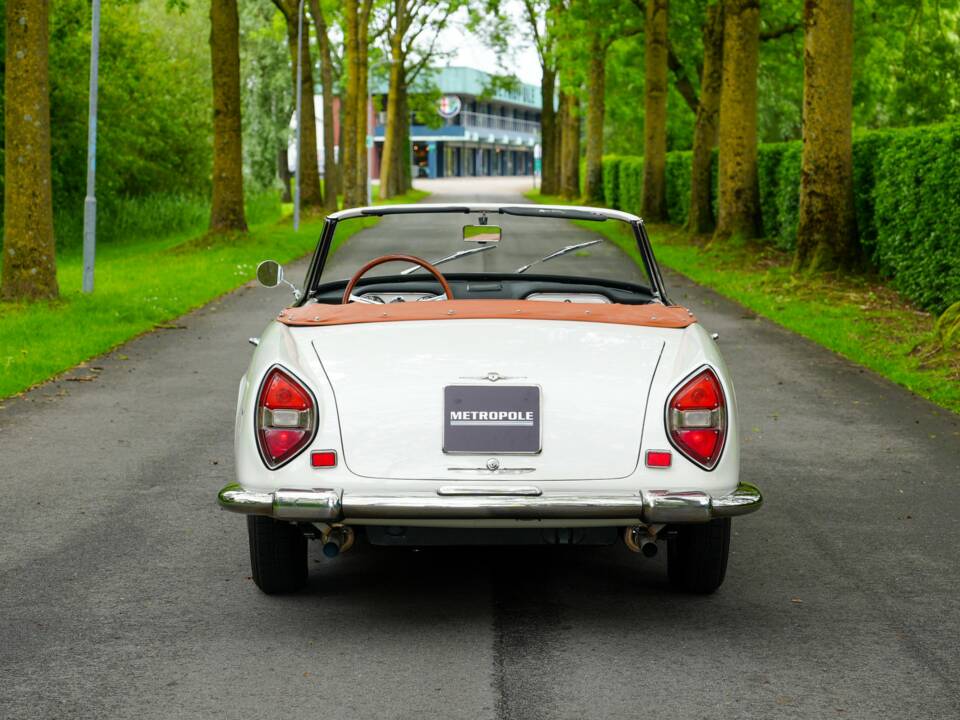 Image 26/41 of Lancia Flaminia GT 3C 2.5 Convertible (1963)