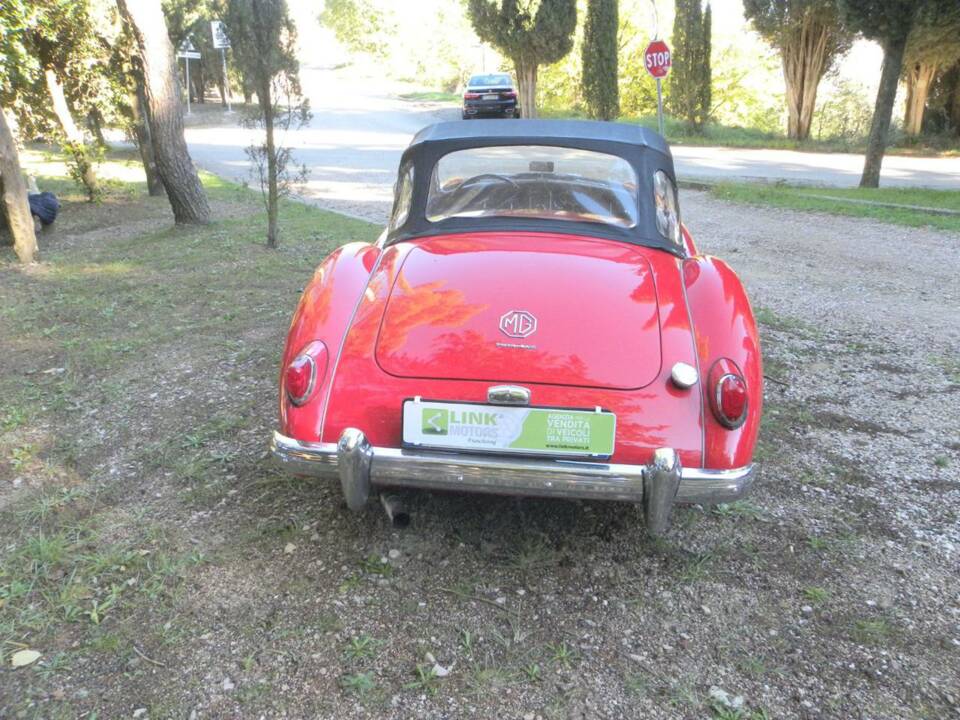Afbeelding 6/18 van MG MGA Twin Cam (1959)
