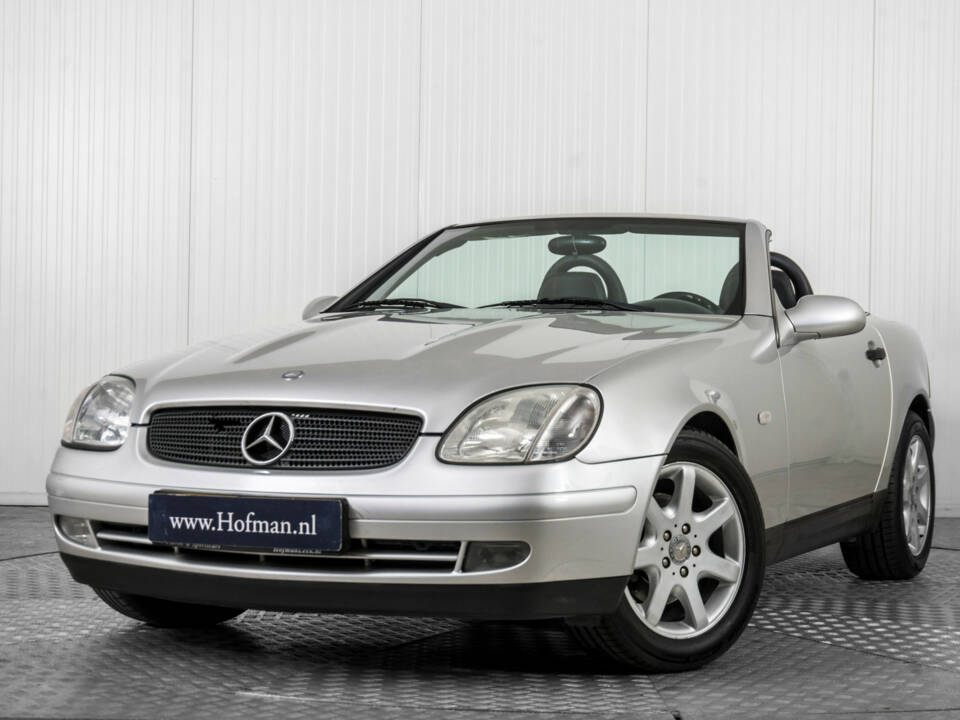 Imagen 3/50 de Mercedes-Benz SLK 200 (1997)