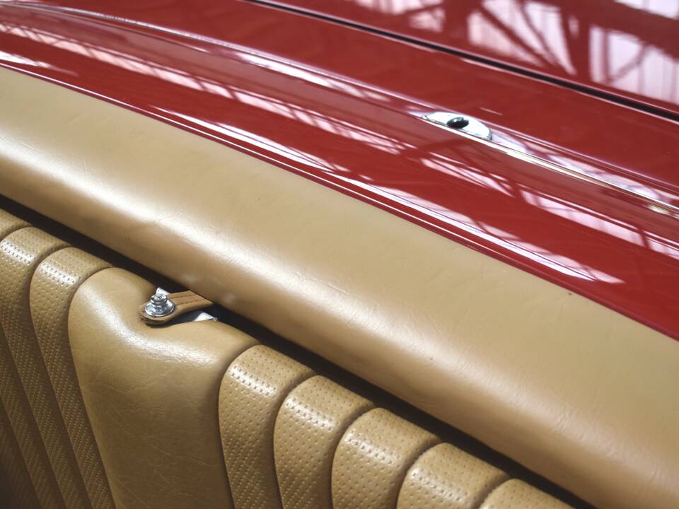 Image 34/94 of Mercedes-Benz 560 SL (1988)