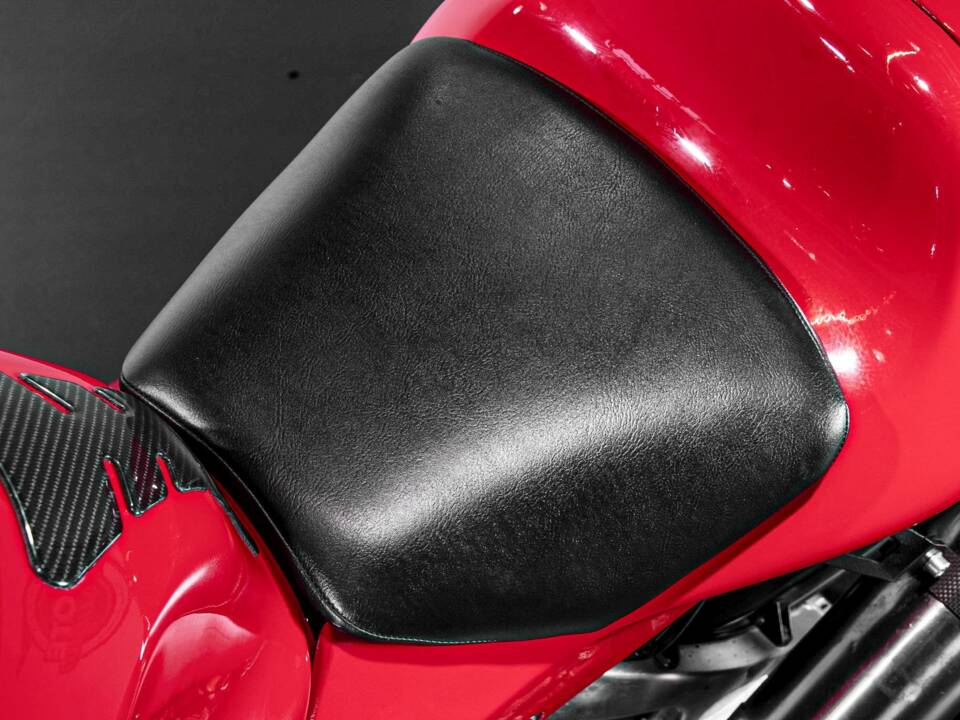 Image 15/34 of Honda DUMMY (2002)