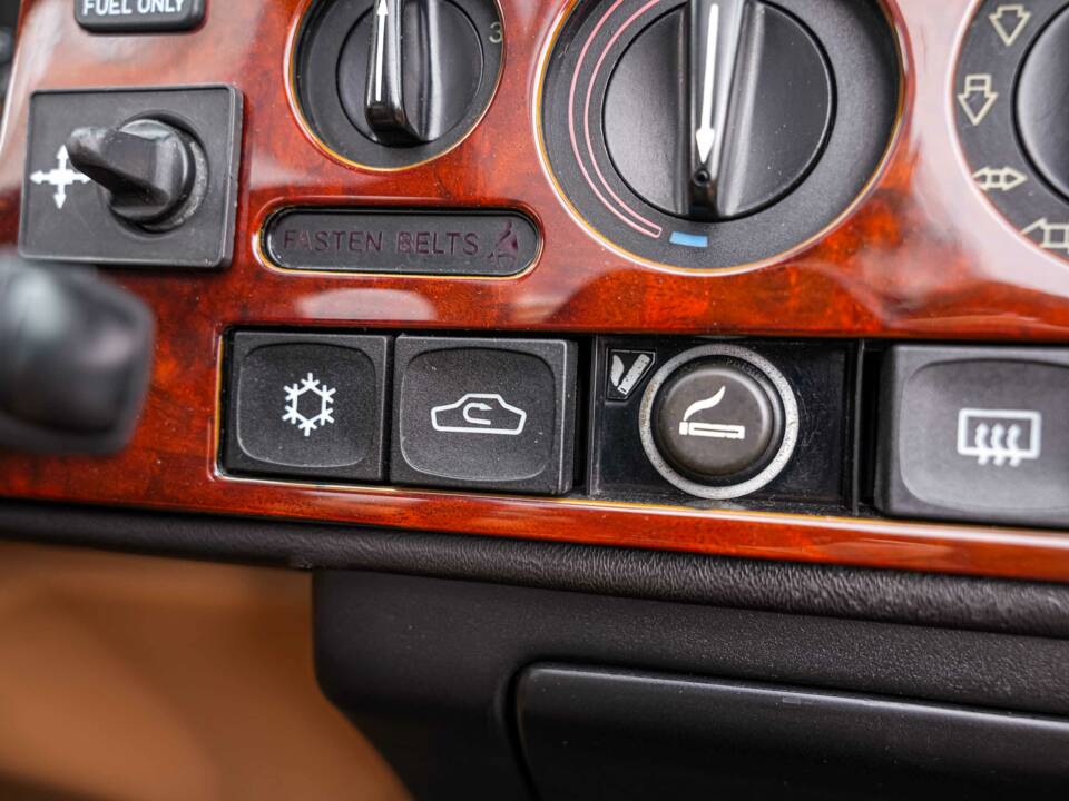 Image 63/89 of Saab 900 Turbo S 16V (1993)