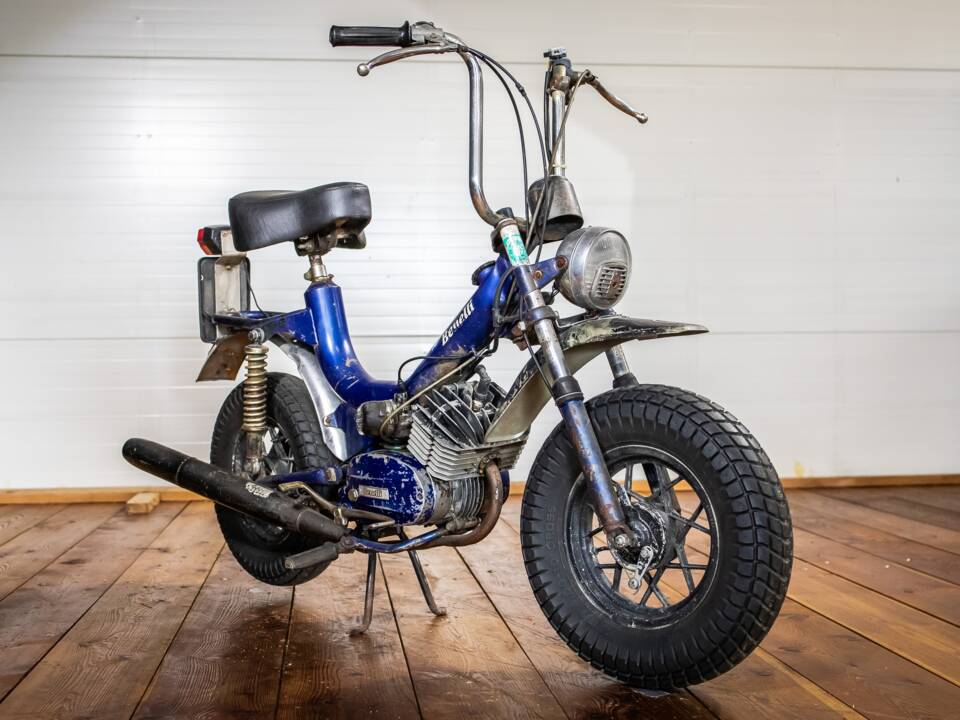 Image 2/9 of Benelli Magnum 5V (1978)