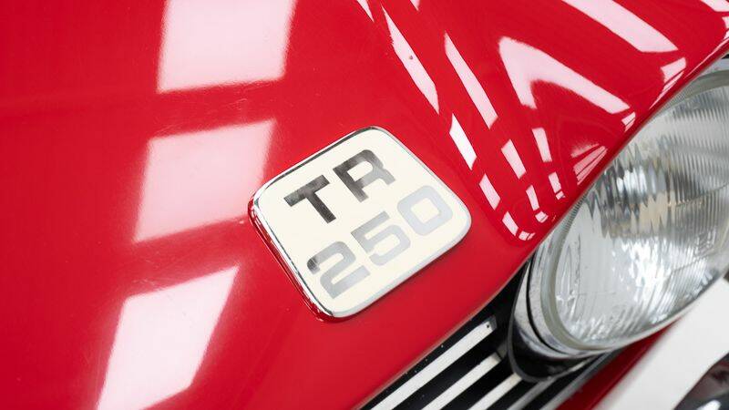 Image 12/15 de Triumph TR 250 (1968)