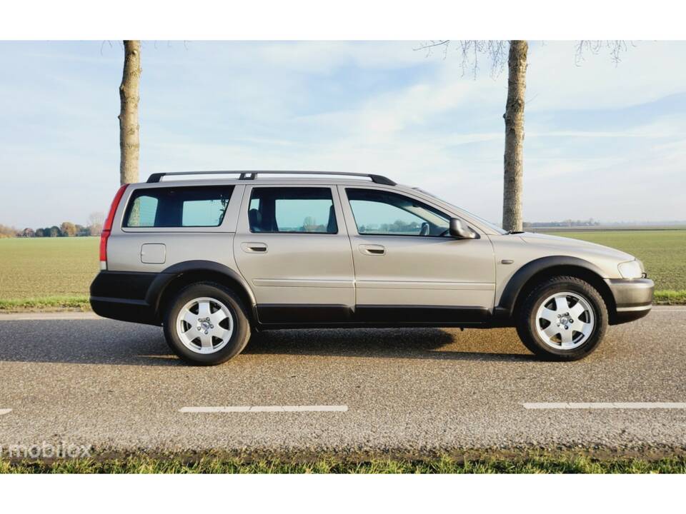 Bild 9/29 von Volvo XC70 2.4T (2001)