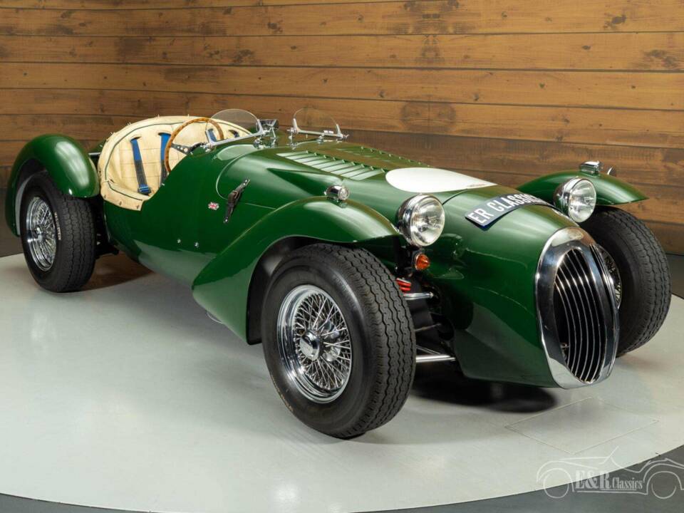 Image 3/19 of Jaguar Kougar Sports MK2 (1964)