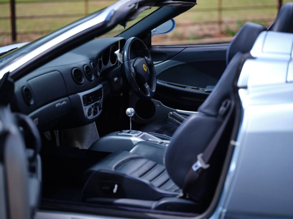 Bild 22/41 von Ferrari 360 Spider (2001)