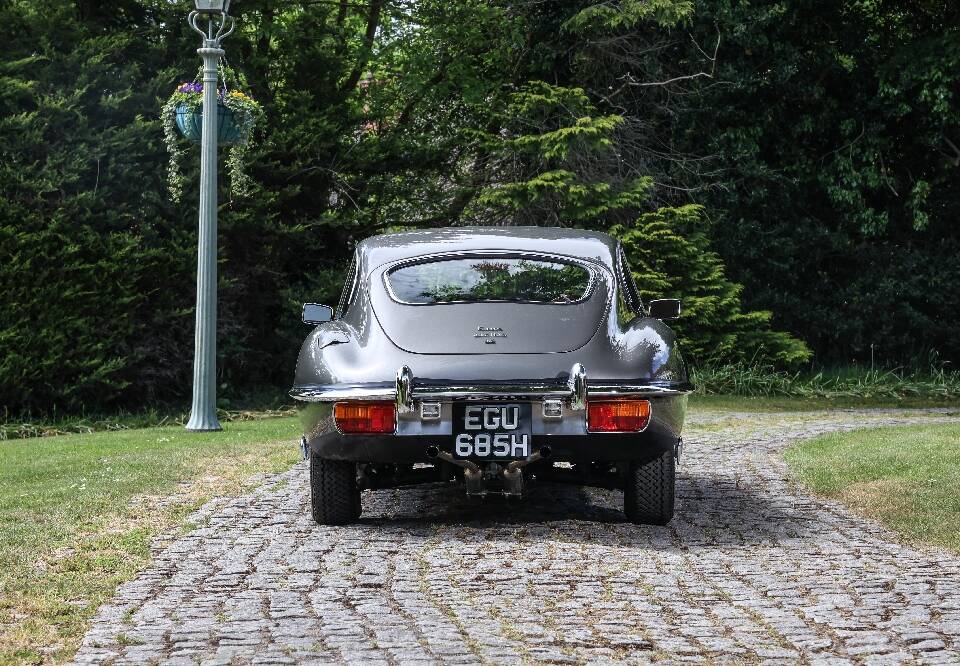 Imagen 26/30 de Jaguar E-Type (2+2) (1970)