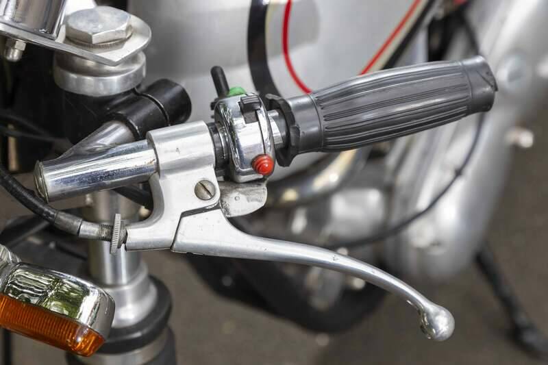 Image 30/33 of Norton Dominator Slimline TT (1969)