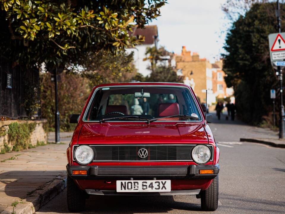 Immagine 39/50 di Volkswagen Golf I GL (1982)