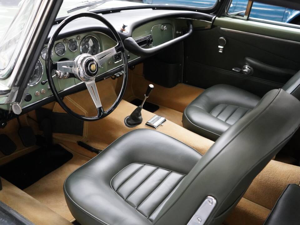 Bild 10/15 von Maserati 3500 GT Touring (1961)
