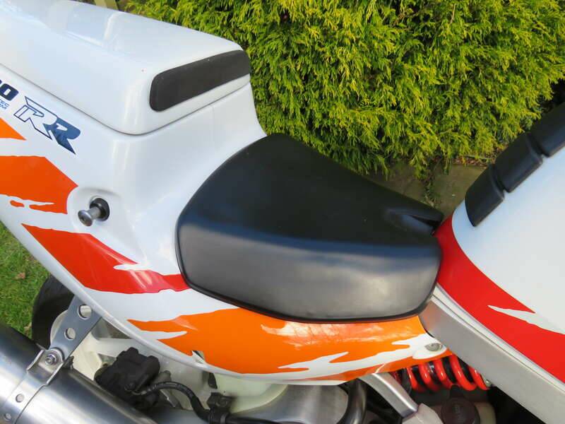 Bild 17/39 von Honda CBR 400 RR (1992)