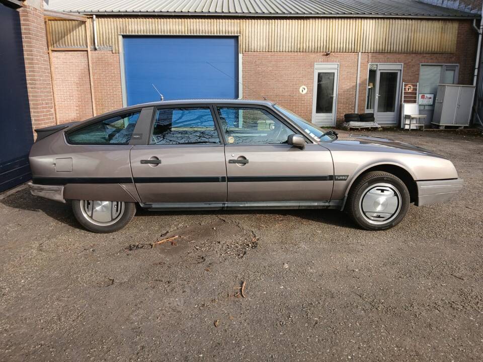 Image 8/8 of Citroën CX 22 TRS (1987)