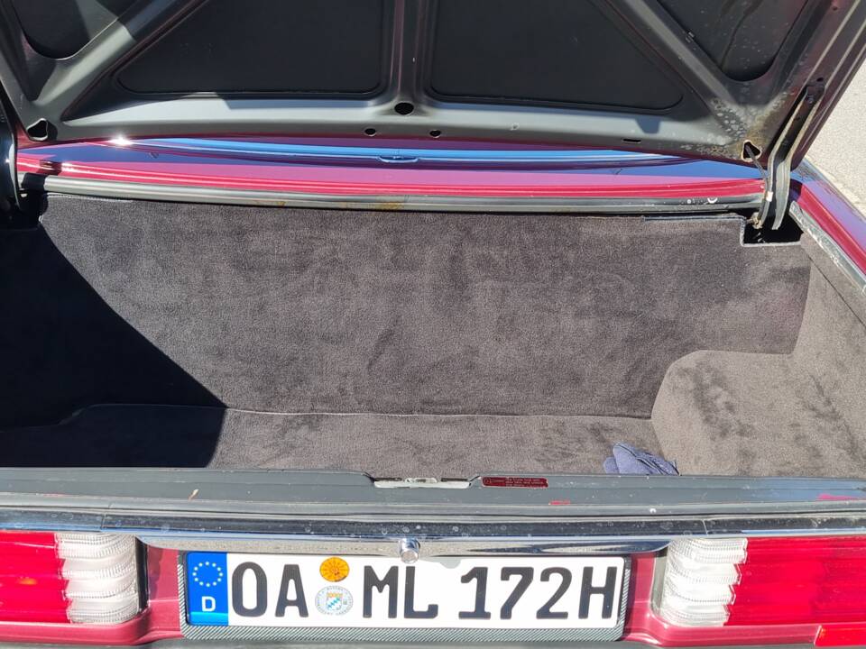 Image 9/9 de Mercedes-Benz 560 SL (1989)