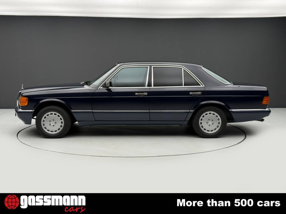 Imagen 7/15 de Mercedes-Benz 500 SE (1990)